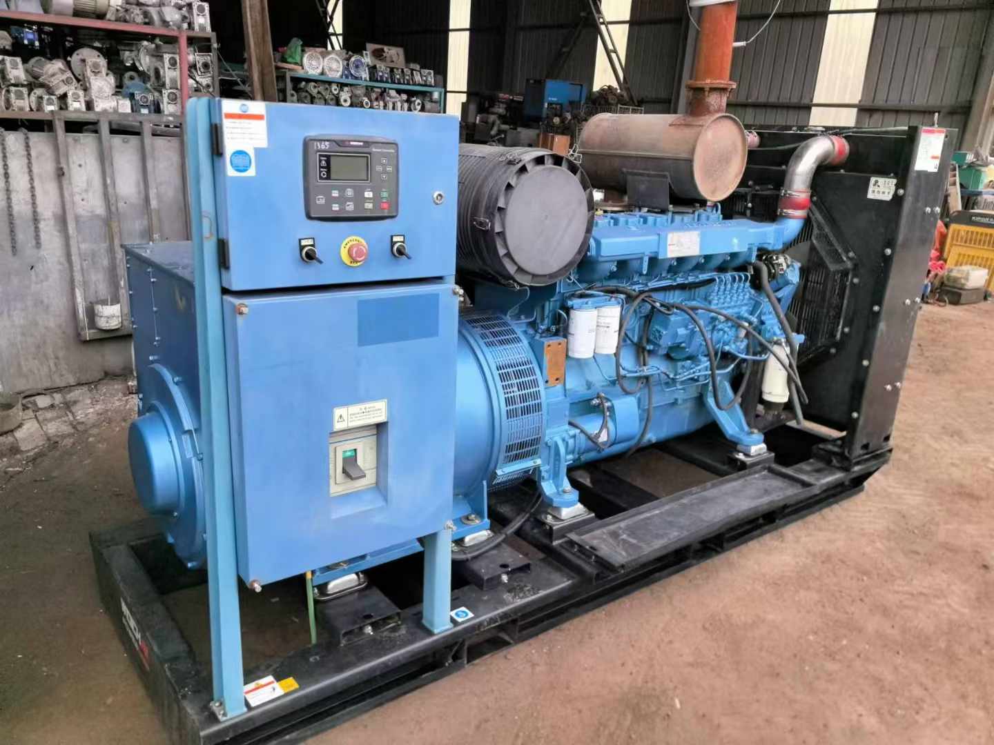 江源500kW 柴油发电机组可带动设备功率的计算公式是什么？
