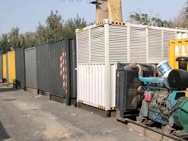 江源200KW柴油发电机机组每小时油耗是多少？