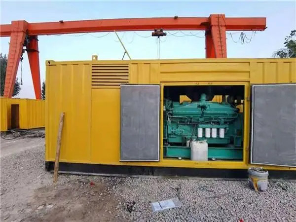 江源冬季低温环境下，500KW发电机组应该选择什么类型的启动电瓶？